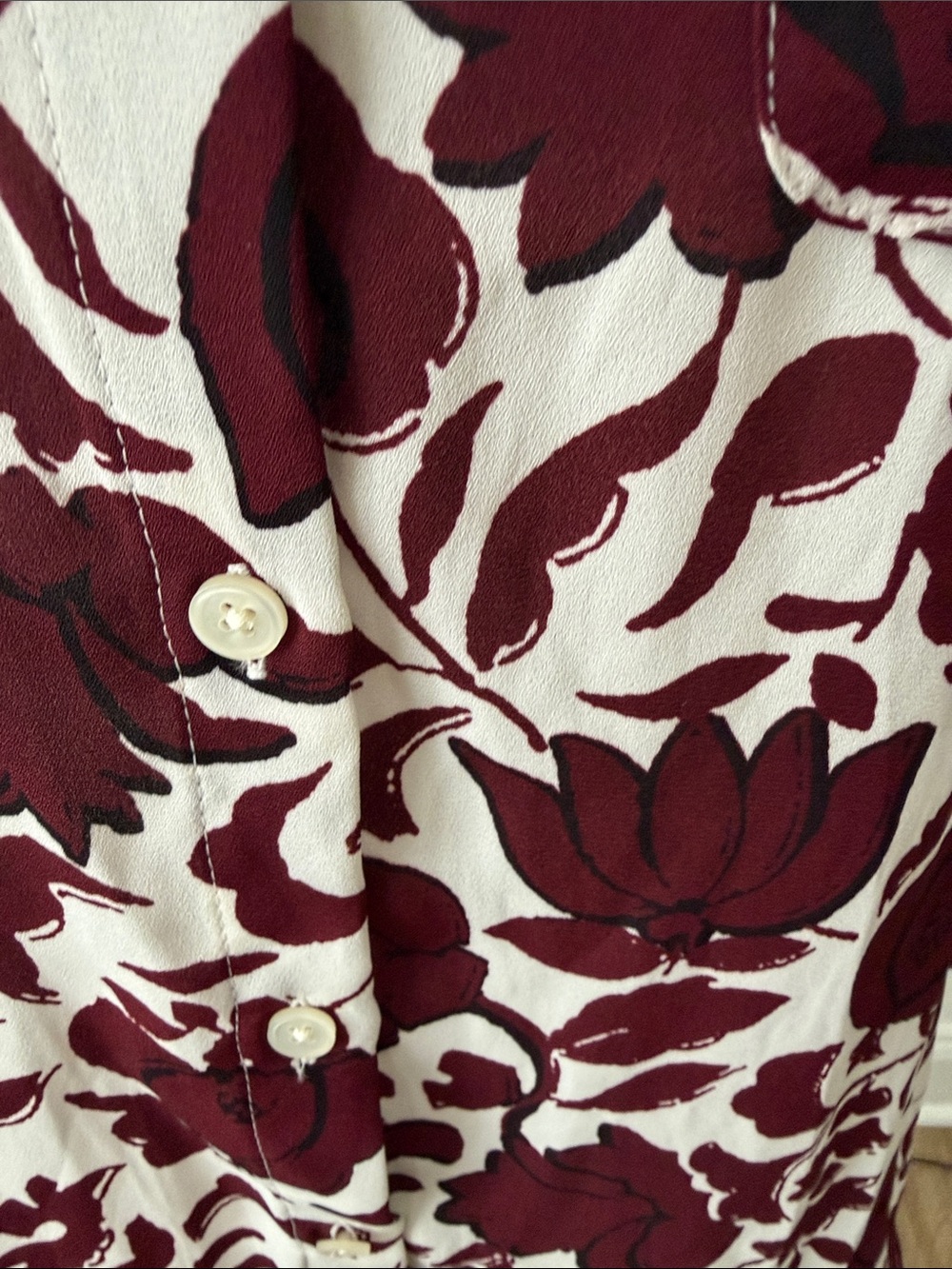 LOFT Women’s Burgundy Floral Button-Up Blouse, Size XS - Picture 3 of 9